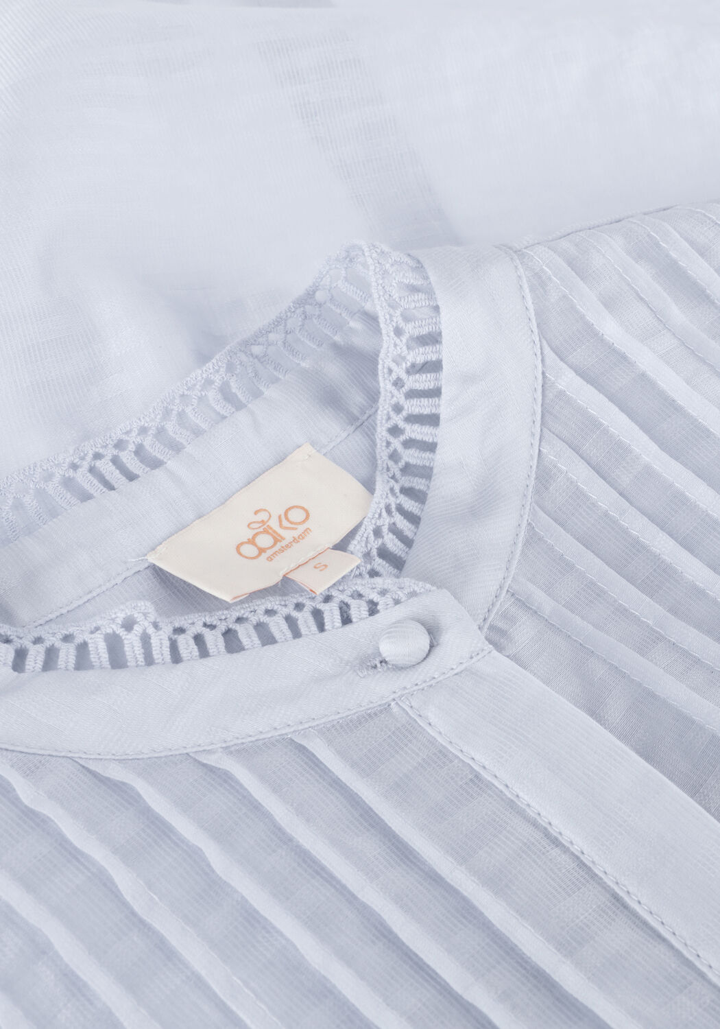 AAIKO CARLITA TEN 614 Blouses en bleu - large