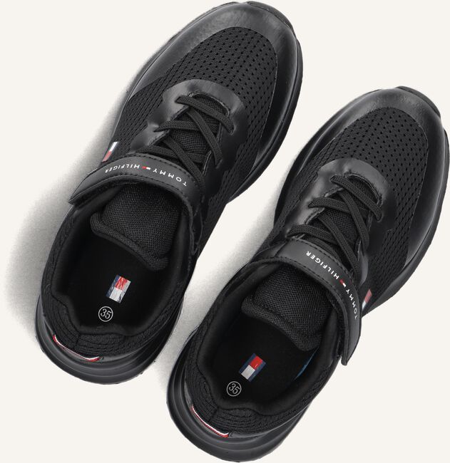 Zwarte TOMMY HILFIGER Sneakers 33672 Zwarte TOMMY HILFIGER Sneakers 33672 - large
