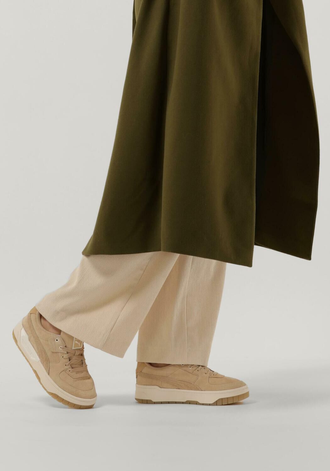 PUMA Baskets basses CALI DREAM FIRST SENSE WN'S en beige - large