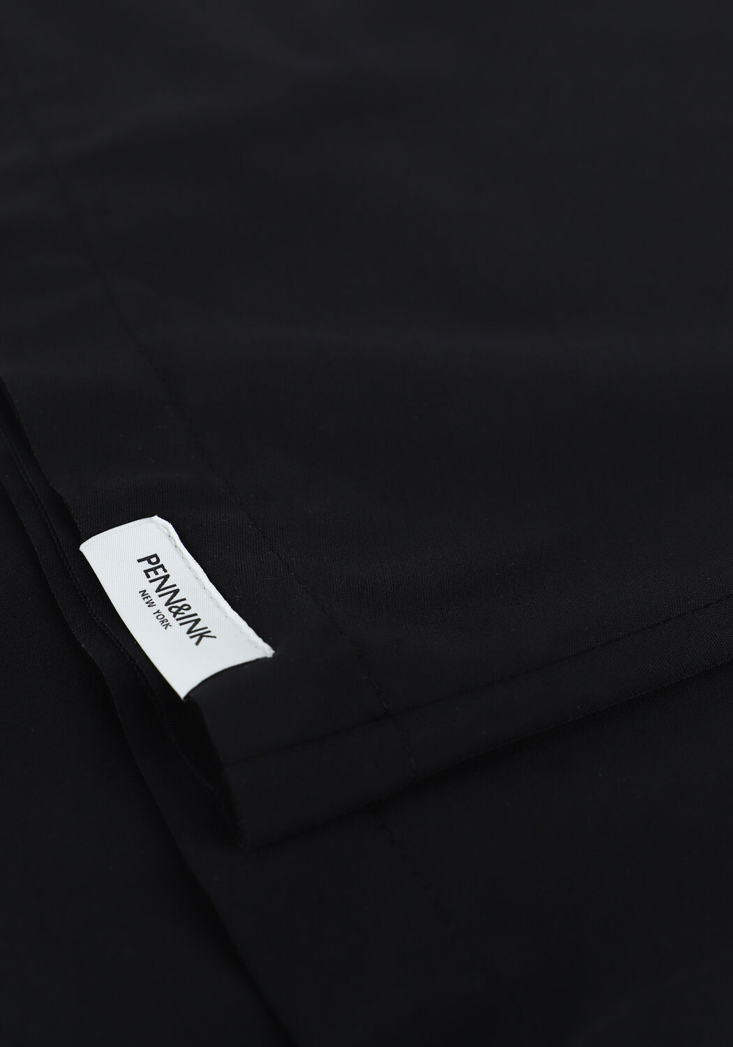 PENN & INK Jupe midi W21N1065 en noir - large