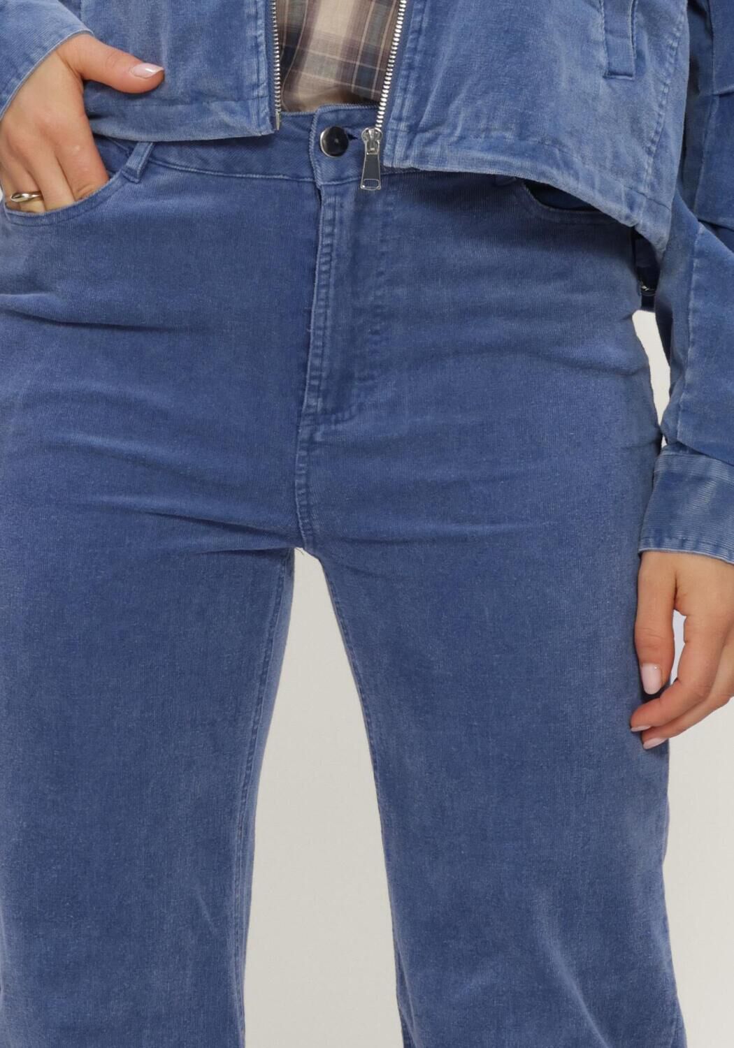 Blauwe STUDIO AMAYA Flared jeans SOFIE 15 - large