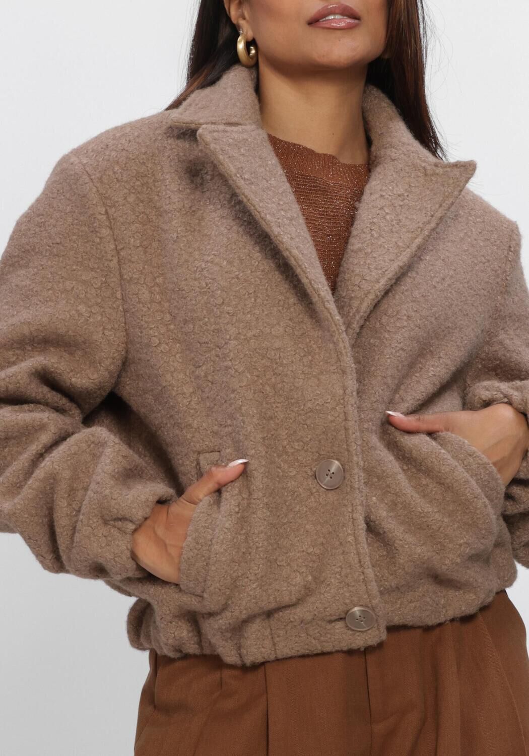 NUKUS Manteau Teddy MADELIN JACKET BOUCLE en camel - large