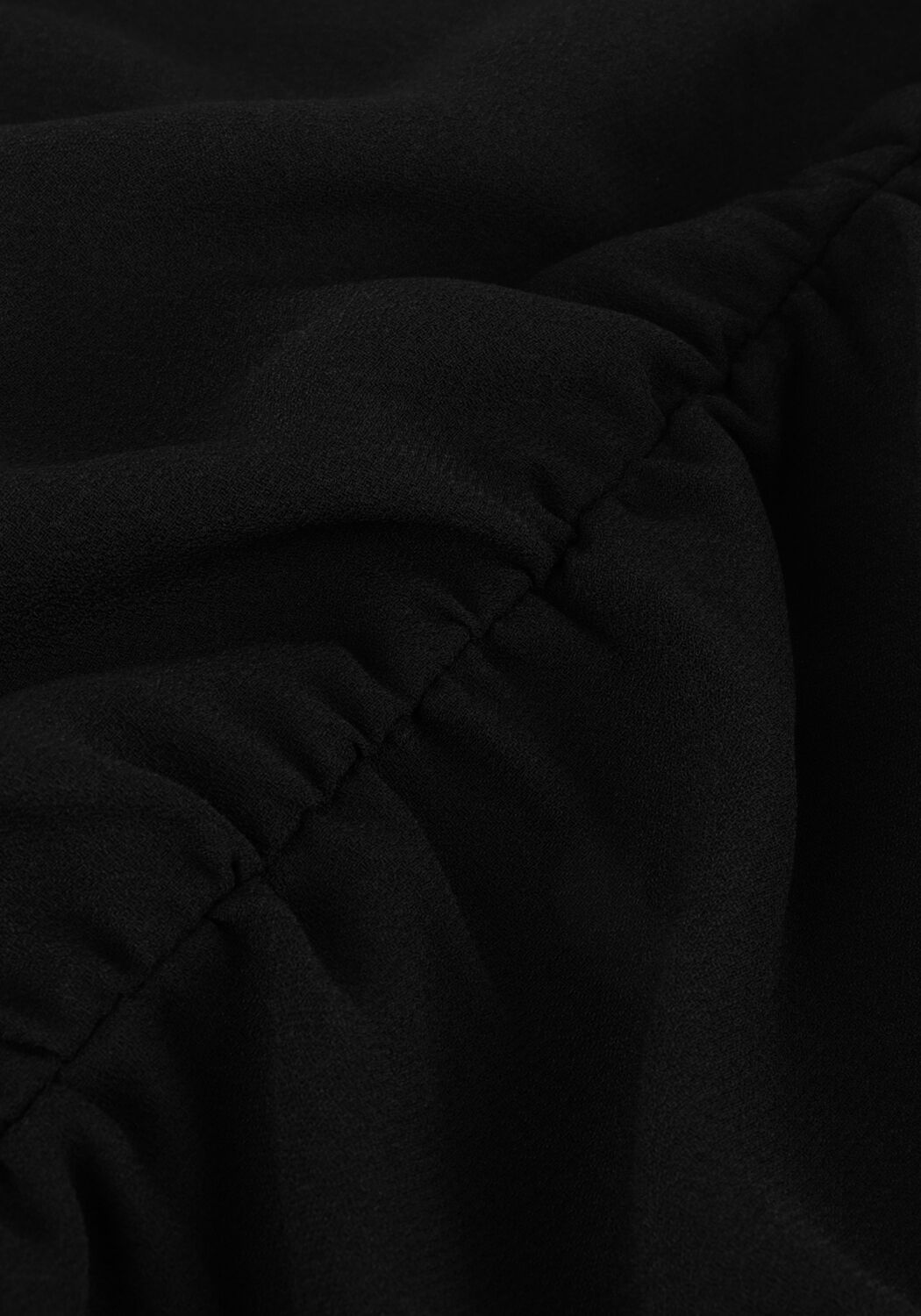 ACCESS Mini robe RUCHED DRESS WITH V NECKLINE en noir - large