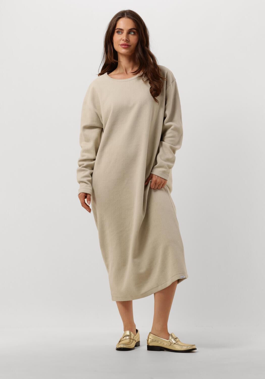Beige PENN INK Midi jurk 098 DRESS Omoda