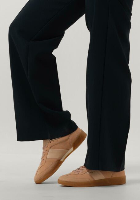 Roze BOSS Sneakers BRENDA TENN - large