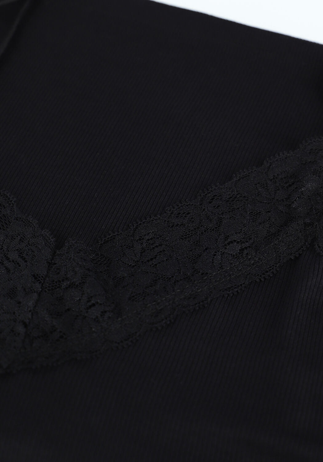 SELECTED WOMEN Haut SLFMIO RIB LACE SINGLET B - NO en noir - large