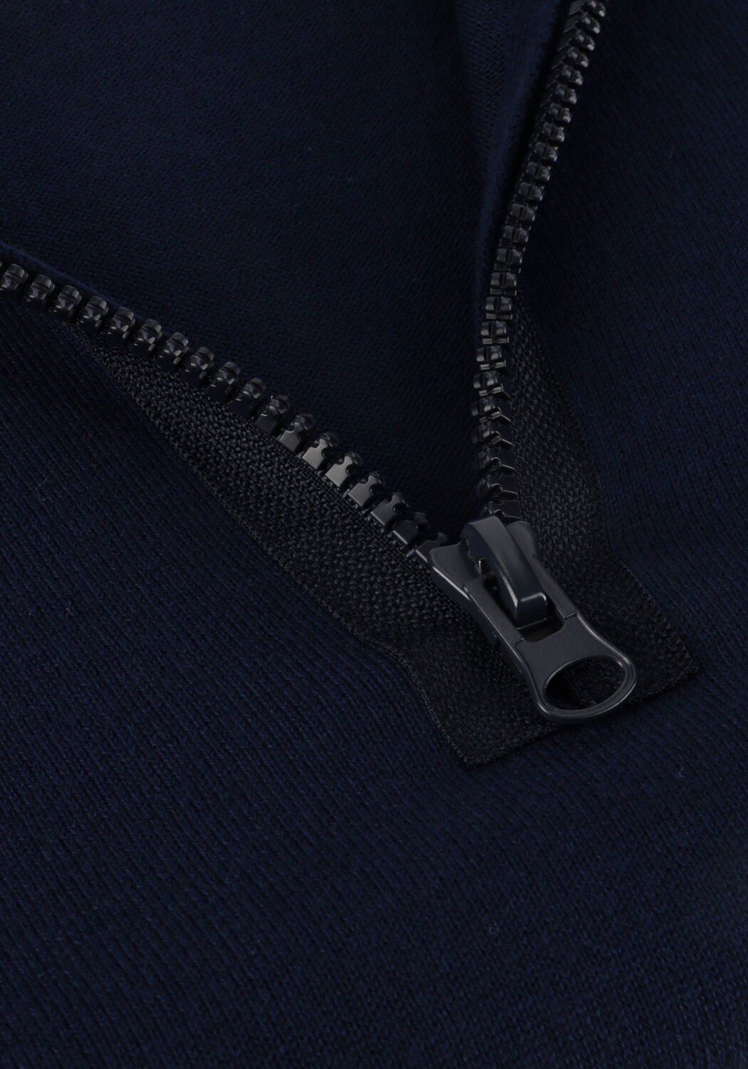 BUTCHER OF BLUE Pull CLIFDEN CO HALF ZIP Bleu fonc&eacute; - large