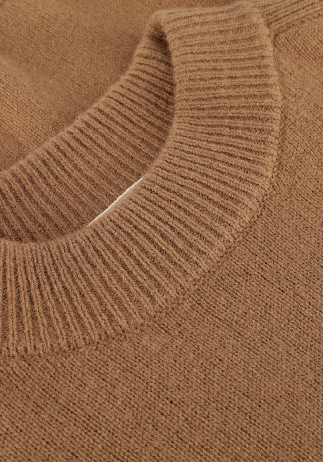 ANERKJENDT Pull AKRICO LAMBSWOOL KNIT en camel - large