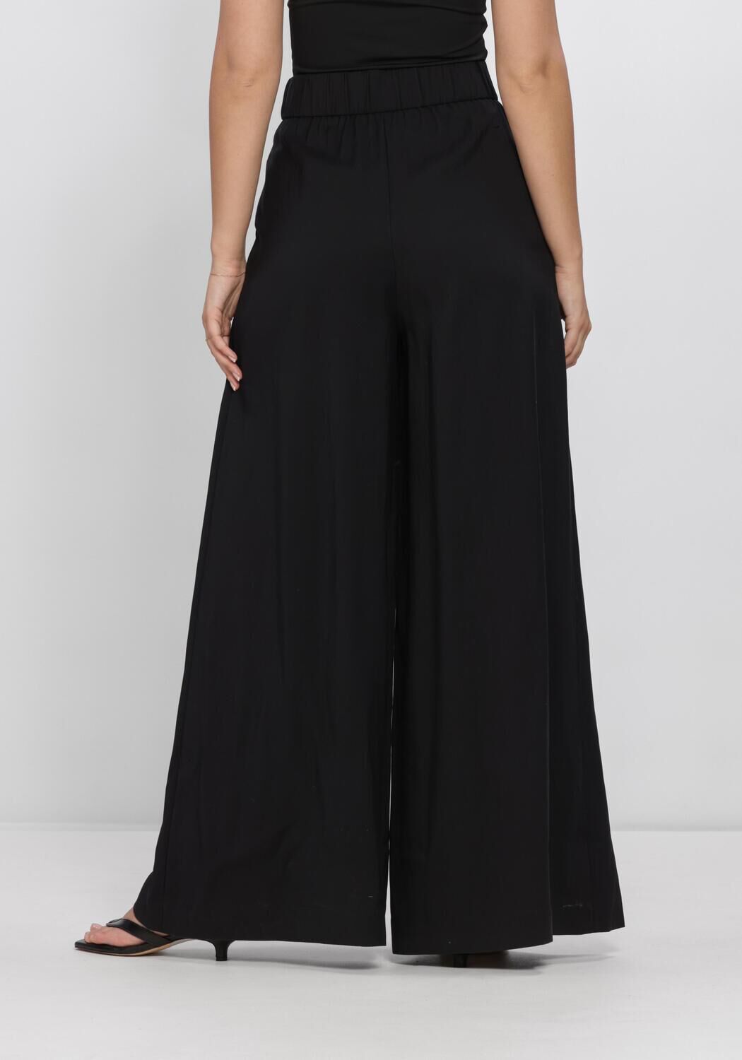 Zwarte WITHBLACK Broeken/jumpsuits WBLMARITSA HW WIDE PANT - large