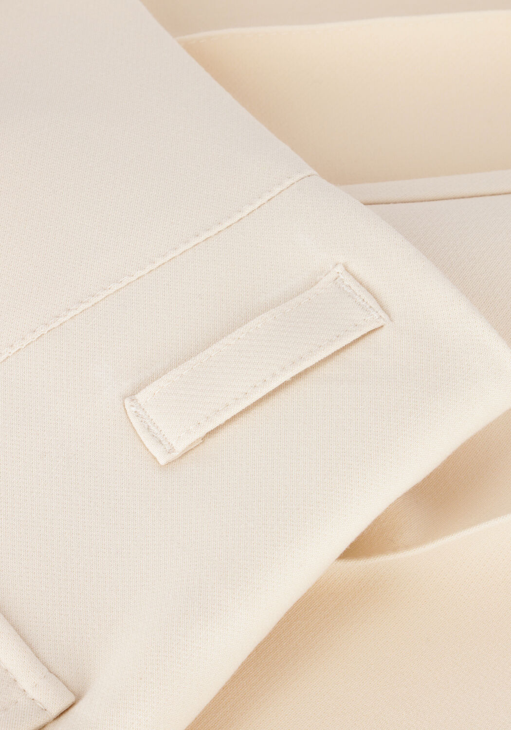 SUMMUM Pantalon TROUSERS FOAM UNI en blanc - large