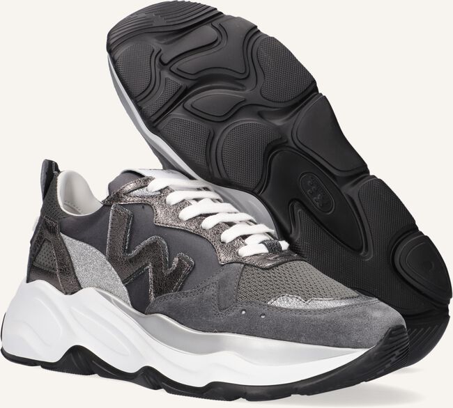 Zilveren WOMSH Lage sneakers FUTURA SILVER LINING Zilveren WOMSH Lage sneakers FUTURA SILVER LINING - large