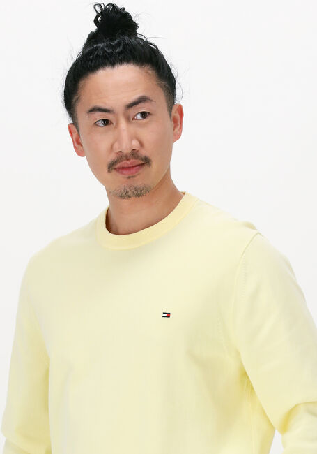 TOMMY HILFIGER Pull 1985 CREW NECK SWEATER en jaune - large