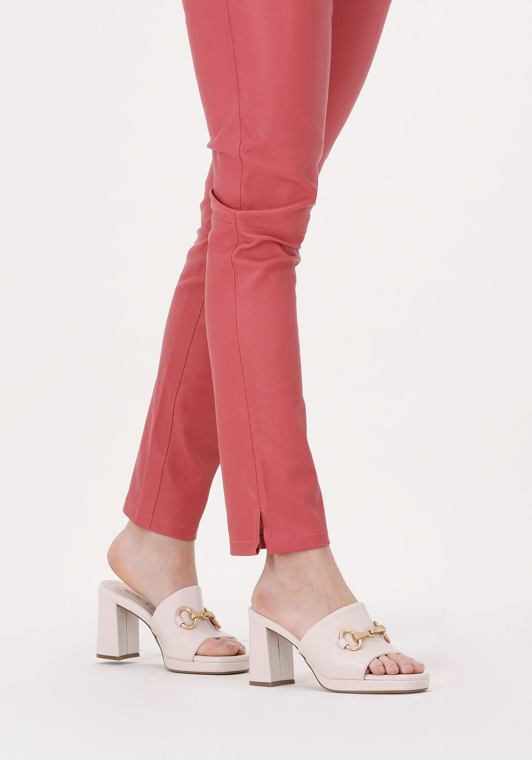 NOTRE-V Mules 99920 en beige - large