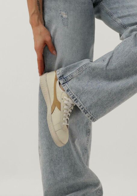 Witte DIADORA Sneakers GAME L LOW WAXED WN - large