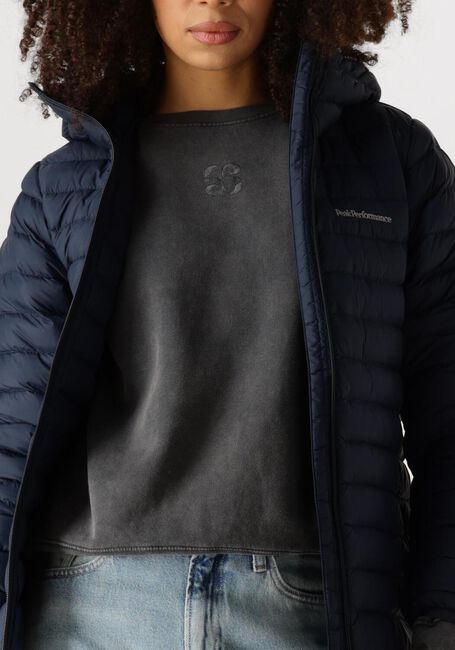 PEAK PERFORMANCE Veste matelassé W DOWN LINER HOOD JACKET en bleu - large