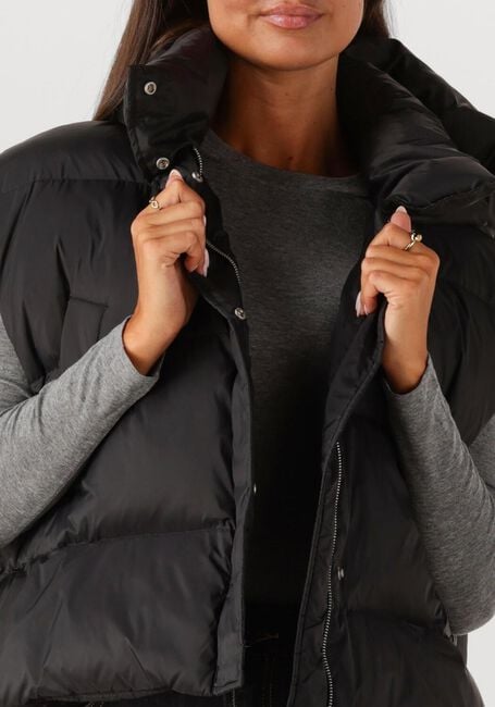 WITHBLACK Veste sans manches WBLVANESSA PUFFER WAISTCAOT en noir - large