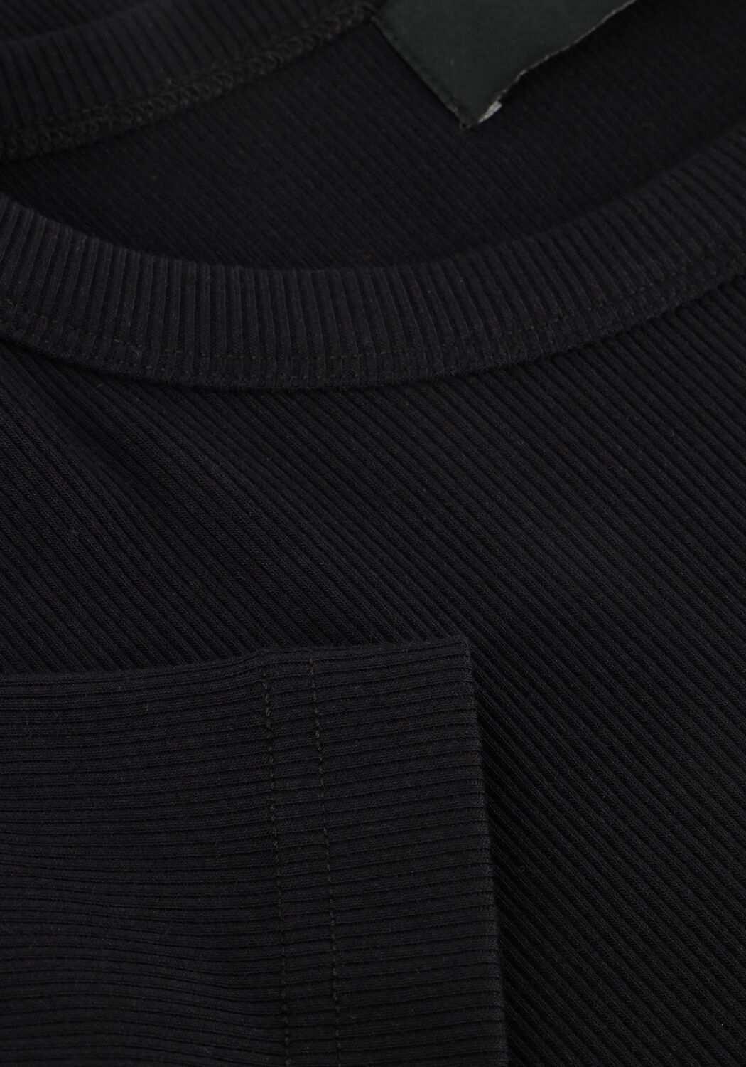 Zwarte WITHBLACK Top WBLLULLU SS TEE - large