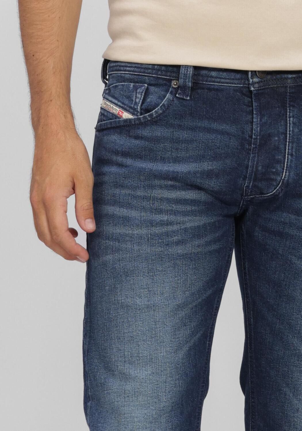 DIESEL Straight leg jeans 1985 LARKEE Bleu fonc&eacute; - large