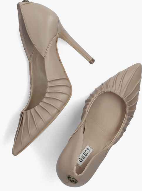 Taupe GUESS Pumps GABBY - large