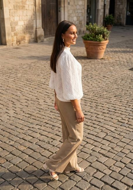 Witte MINUS  MSTINDERA BLOUSE - large