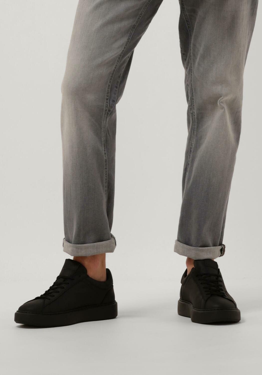 NUBIKK Baskets basses VINCE TORA HEREN en noir Omoda