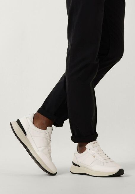 BOSS Baskets basses JACE RUNN en blanc - large