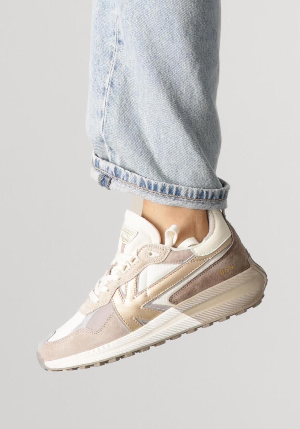 KAOTIKO Baskets basses DETROIT en blanc - large