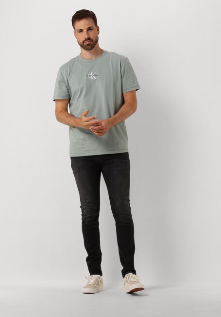 CALVIN KLEIN T-shirt MONOLOGO TEE en gris - large