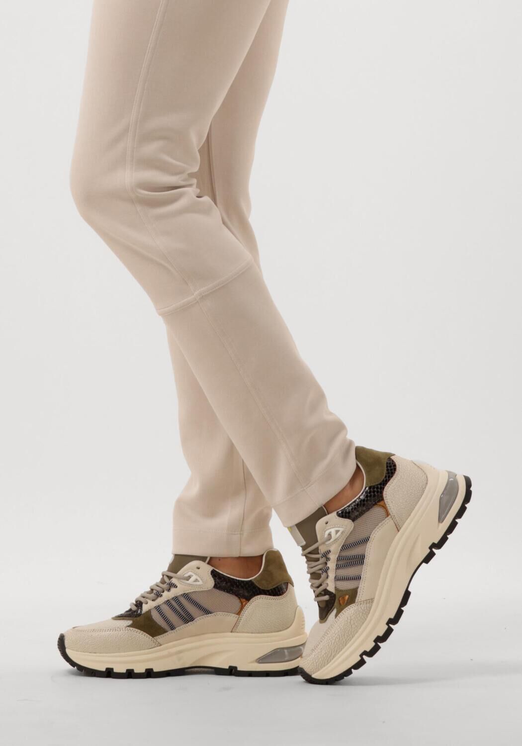 Damesschoenen omoda 2025