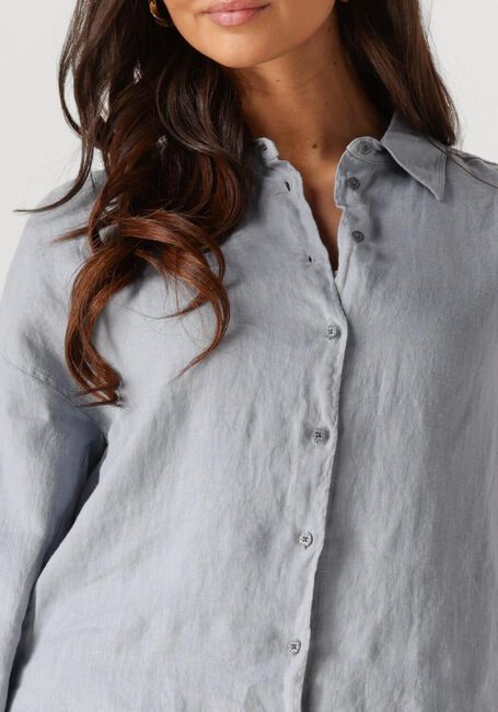 MOSCOW 94-05-BUTTO-1 Blouses en bleu - large