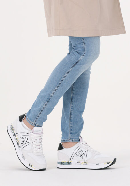 PREMIATA Baskets basses TRIS en blanc - large