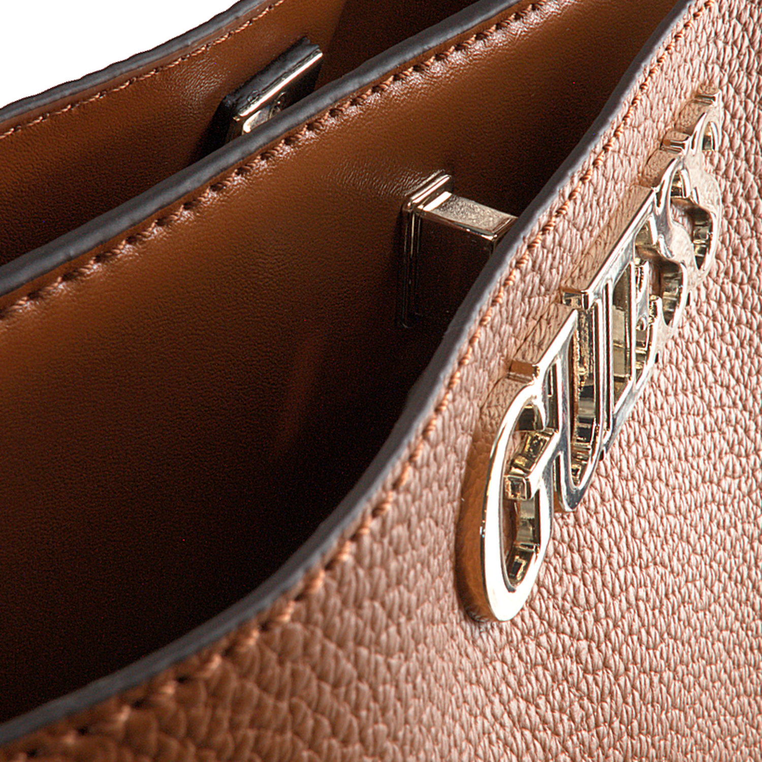 Cognac GUESS Handtas UPTOWN CHIC TURNLOCK SATCHEL Omoda