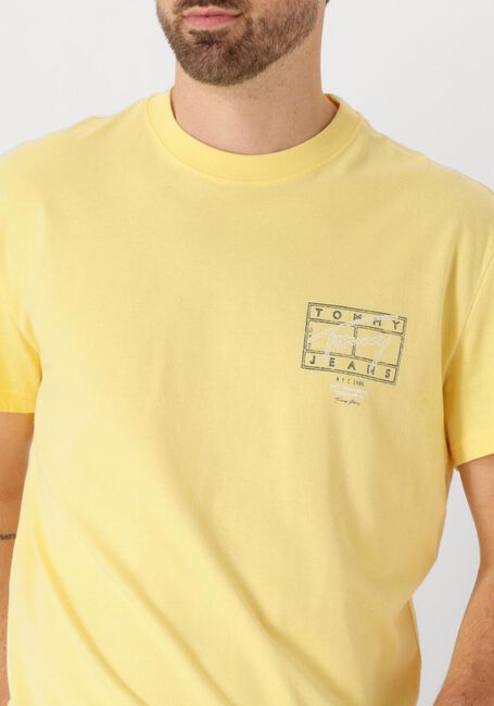 Gele TOMMY JEANS T-shirt TJM REG SIGN SPRAY SS T EXT - large