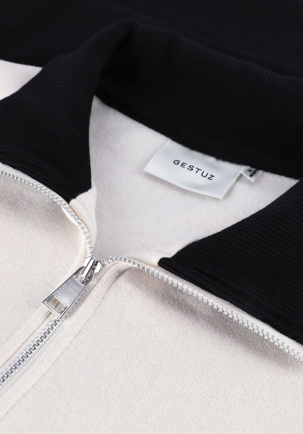 GESTUZ Chandail HELLEN GZ CB ZIPPER PULLOVER en noir - large
