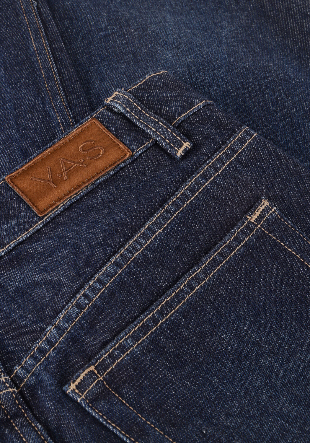 Y.A.S. Straight leg jeans YASMARIA HMW JEANS S. Bleu fonc&eacute; - large