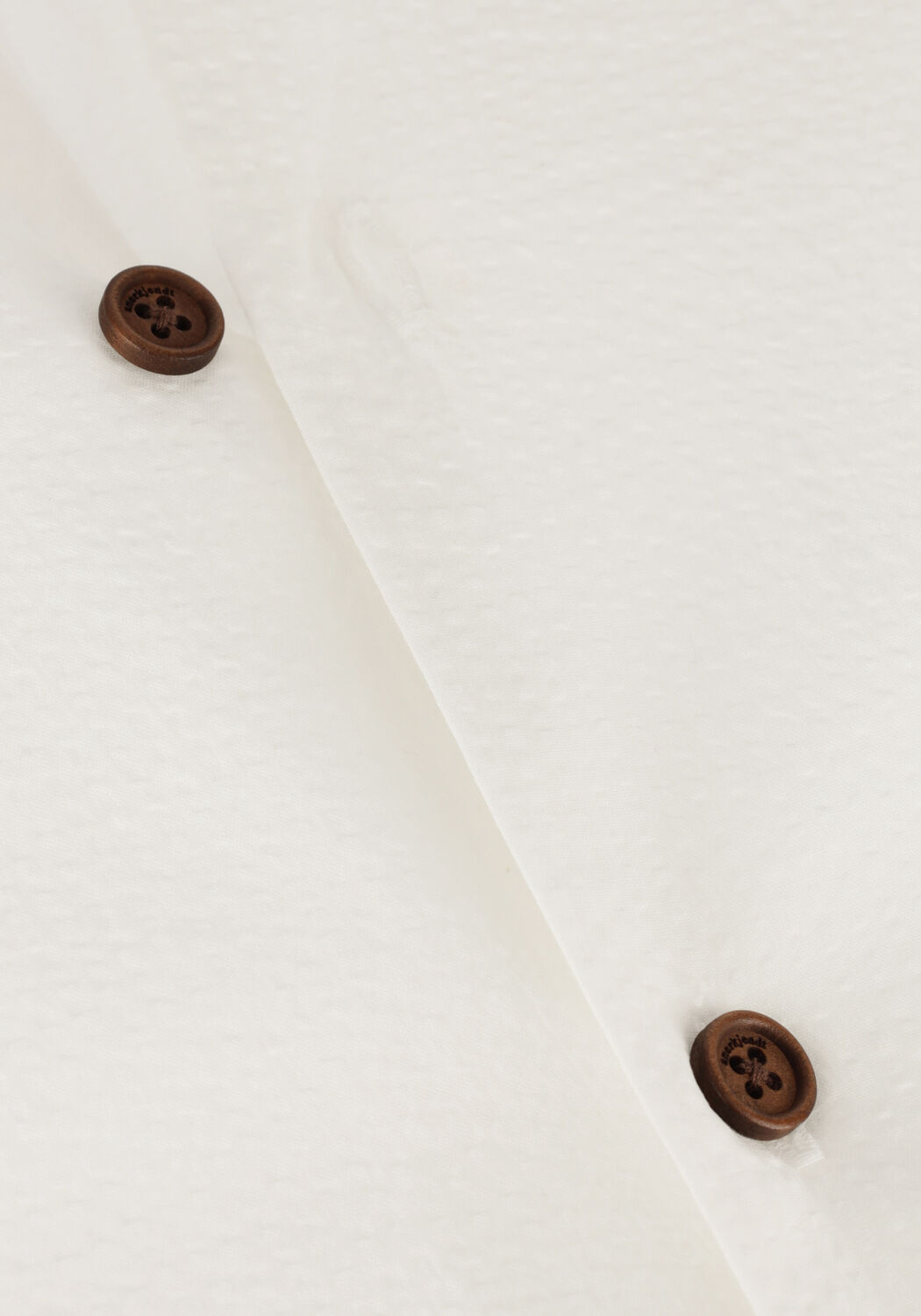 Gebroken wit ANERKJENDT Casual overhemd AKKARSTEN S/S SEERSUCKER SHIRT - large