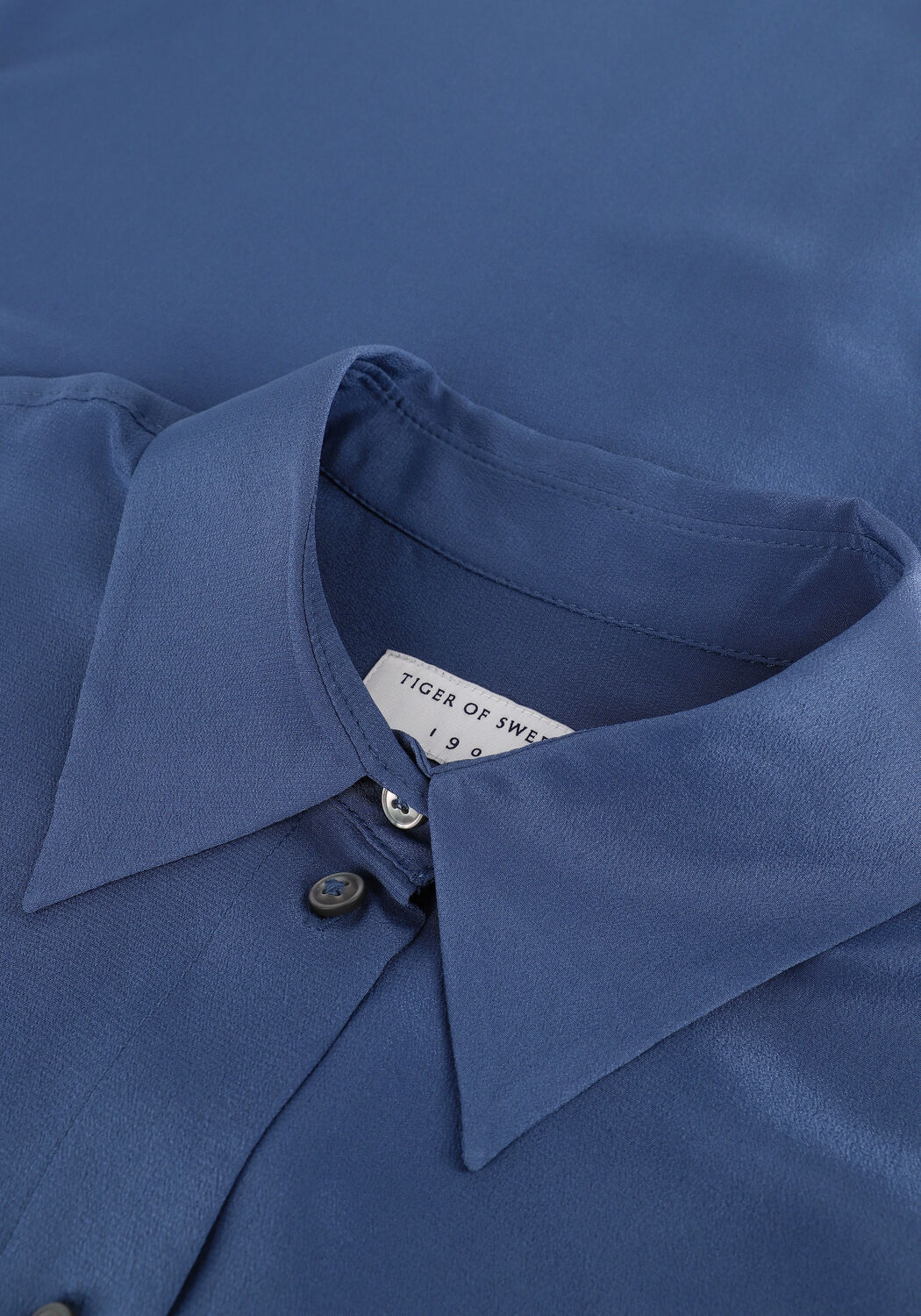 TIGER OF SWEDEN CELOSA Blouses en bleu - large