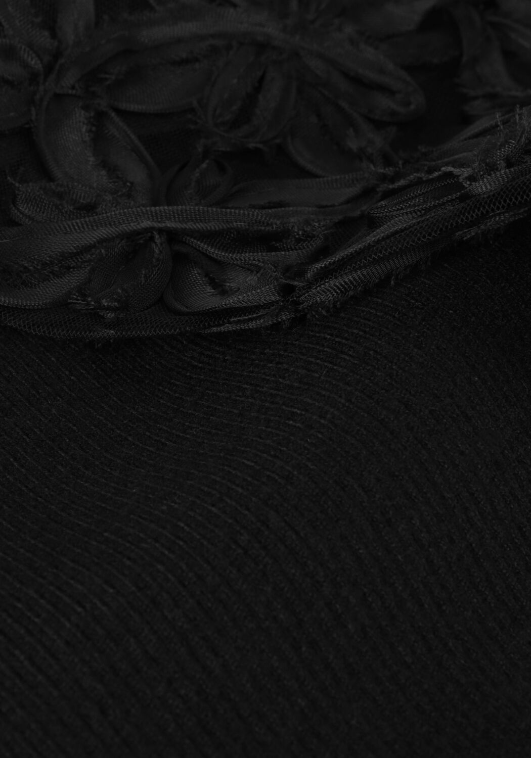 Y.A.S. Mini robe YASFRILLME LS KNIT DRESS en noir - large