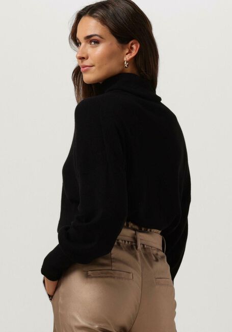 Zwarte KNIT-TED Coltrui MARA - large