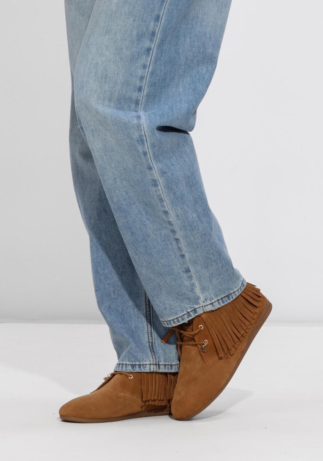 MARUTI EDEN Chaussures &agrave; lacets en camel - large