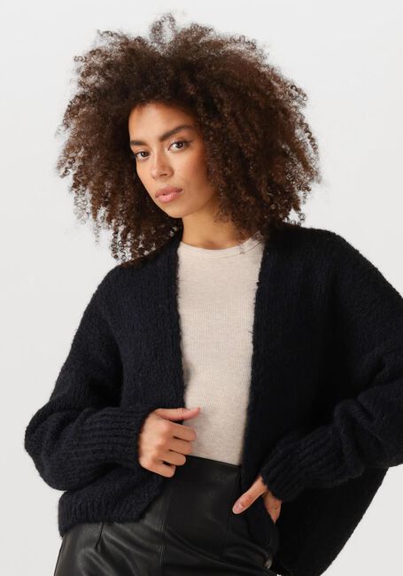 KNIT-TED Gilet BECKY en noir - large
