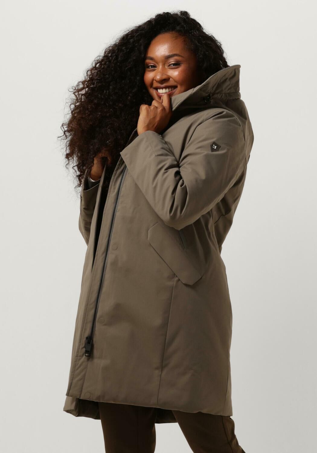 Krakatau parka store