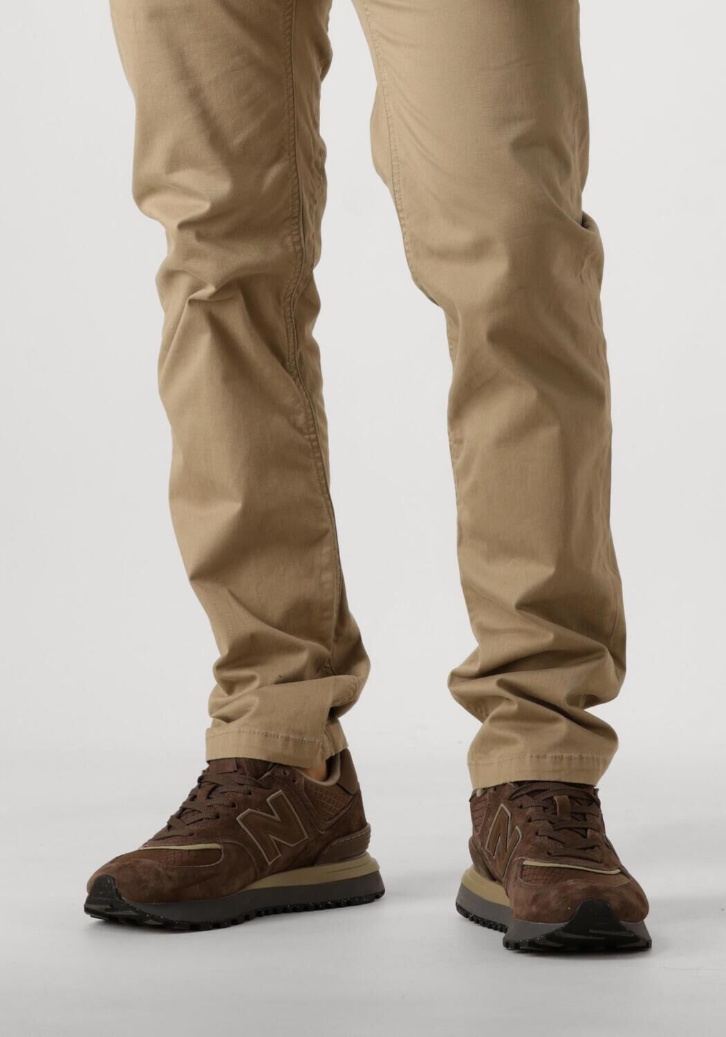 NEW BALANCE Baskets basses U574LGBP en marron - large