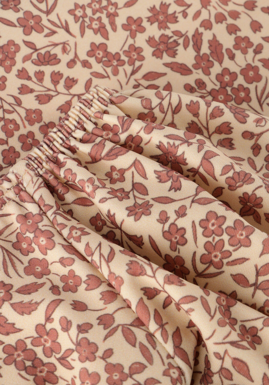 QUINCY MAE Maillots de bain CATALINA ONE-PIECE SWIMSUIT FLOWER FIELD en marron - large