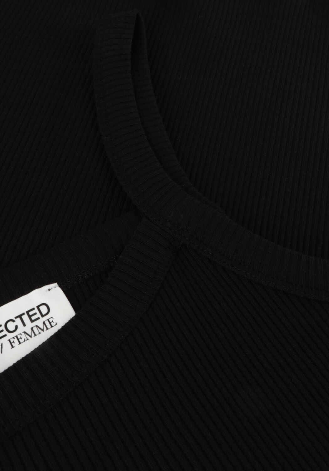 Zwarte SELECTED WOMEN Top SLFCELICA ANNA STRAP TANK TOP - large