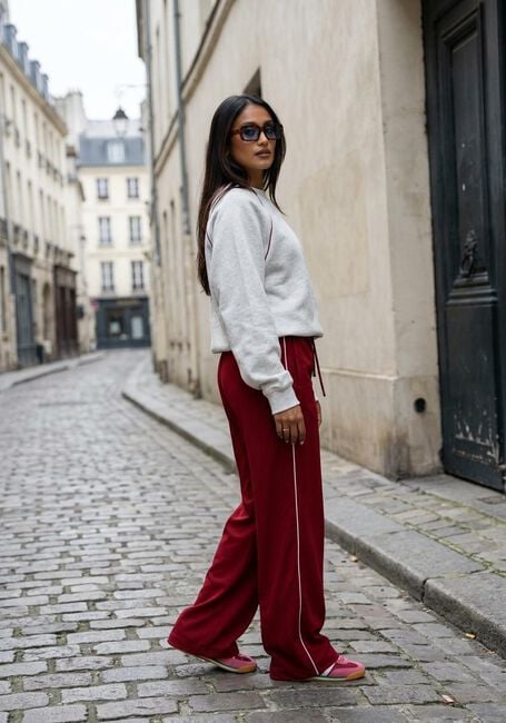CATWALK JUNKIE Pantalon large TRACKSUIT TROUSERS WITH PIPING en rouge - large