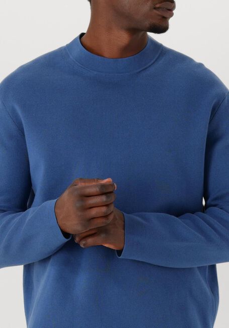 SELECTED MEN Pull SLHMIKE LIGHT LS KNIT RELAXED MOCK NECK en bleu - large