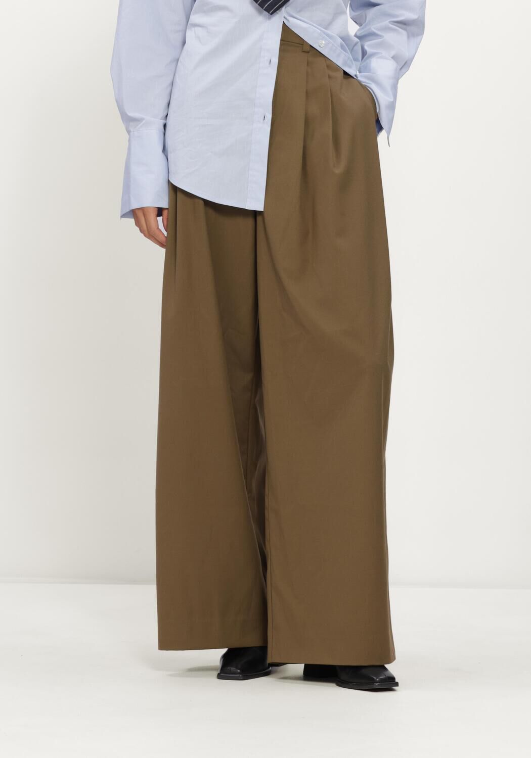 GESTUZ Pantalon GZOLIVIA HW PANTS en vert - large