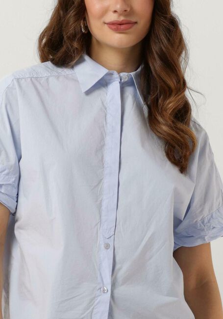 KNIT-TED LIZZY Blouses Bleu clair - large