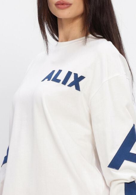 ALIX THE LABEL T-shirt LADIES KNITTED PATCH LONGSLEEVE T-SHIRT en blanc - large